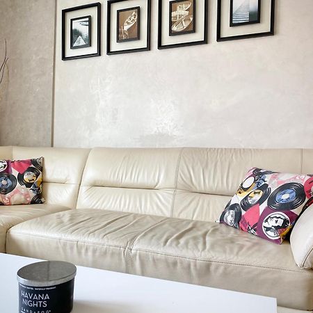 Entire Apartment For 4 Guests In Sofia Esterno foto