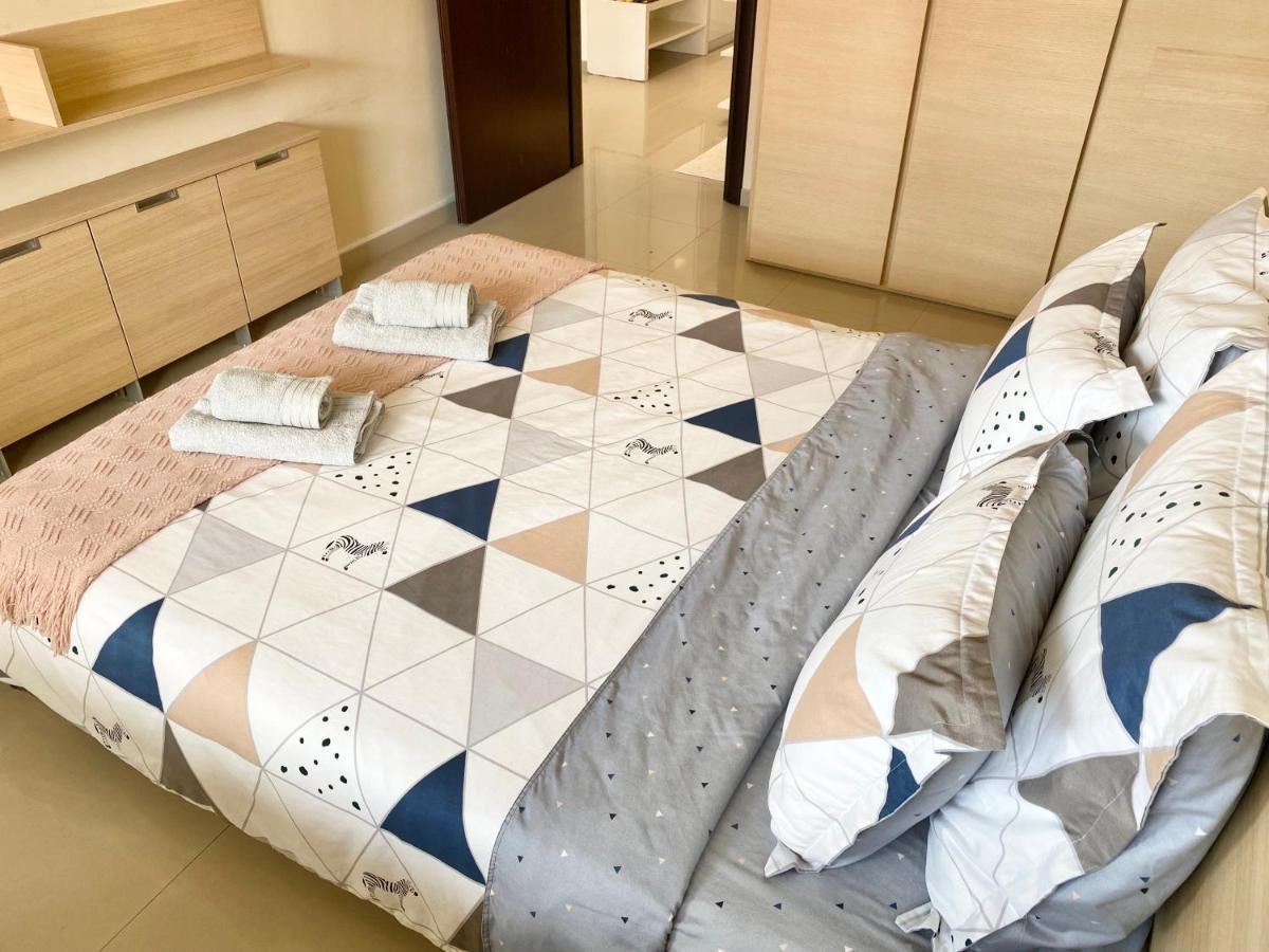 Entire Apartment For 4 Guests In Sofia Esterno foto