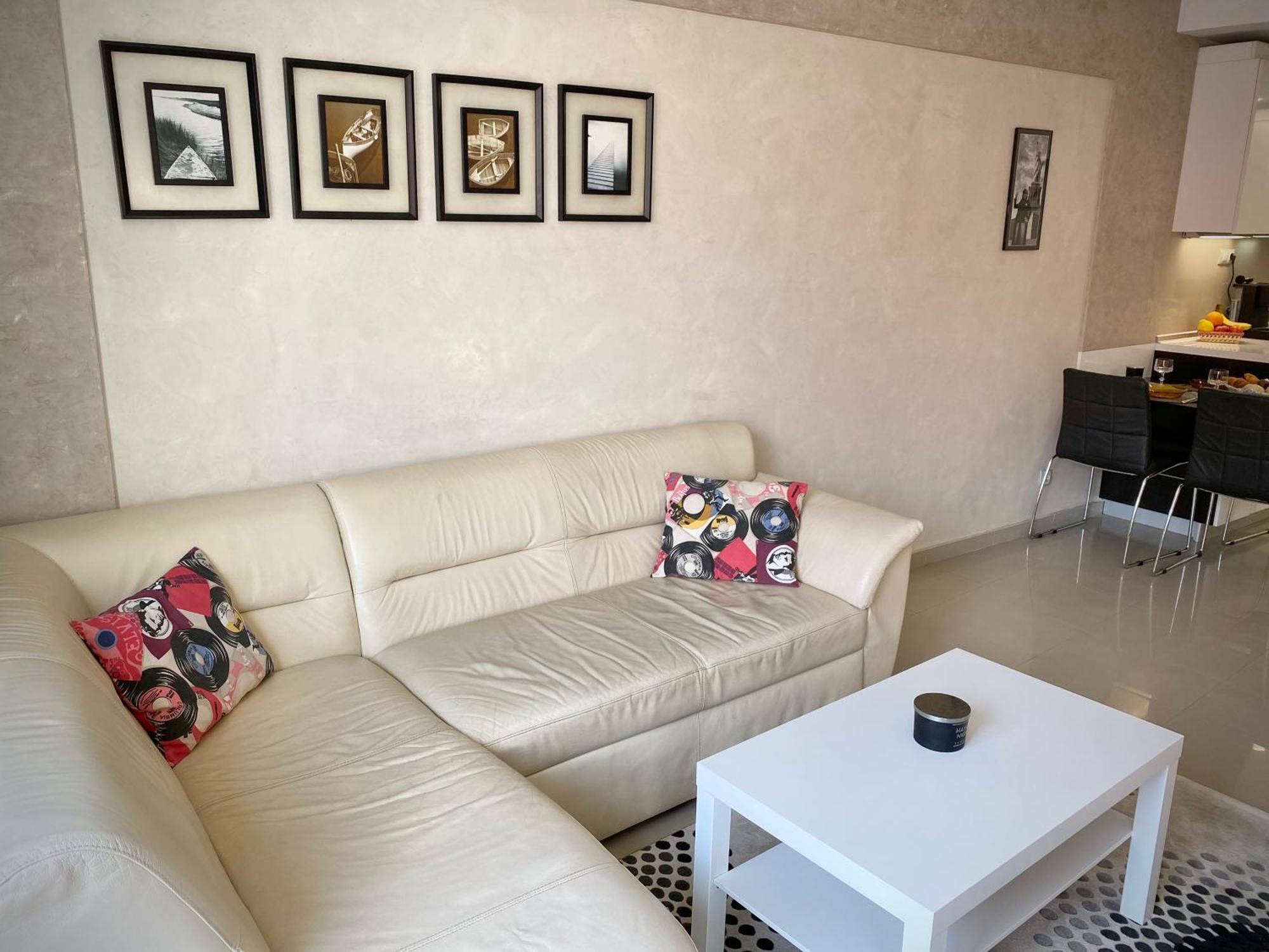 Entire Apartment For 4 Guests In Sofia Esterno foto