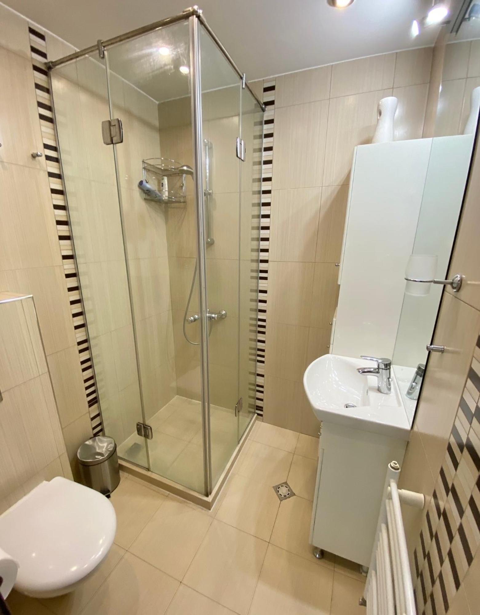 Entire Apartment For 4 Guests In Sofia Esterno foto